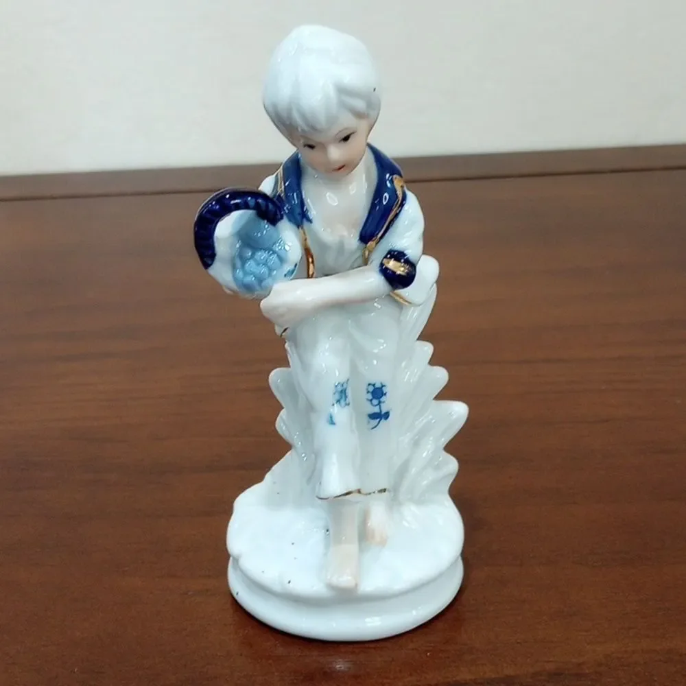 Blue And White Porcelain Figurines - Vintage!